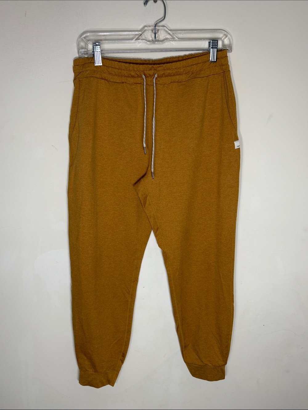 VUORI PERFORMANCE JOGGERS WOMENS MEDIUM